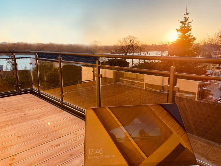 Villa Dreamy Vibes Mit Privatem Pool & Rheinblick Νίντερκασελ Εξωτερικό φωτογραφία